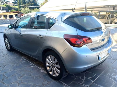 Opel Astra 1.7 CDTI 125CV 5 porte Cosmo (5)