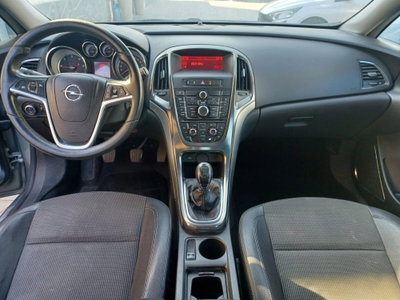 Opel Astra 1.7 CDTI 125CV 5 porte Cosmo (7)