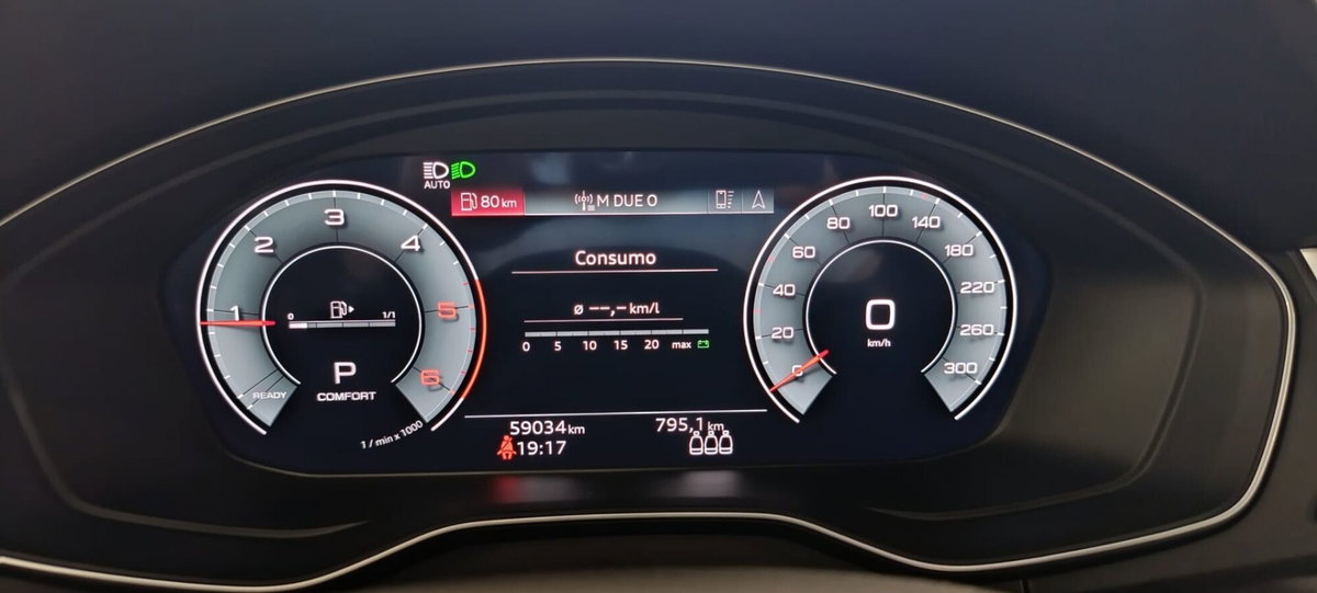Audi Q5 35 TDI S tronic Business Advanced (17)