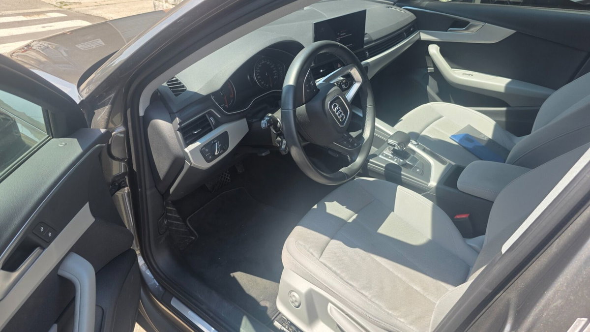 Audi A4 Avant 35 TFSI S tronic Business (7)