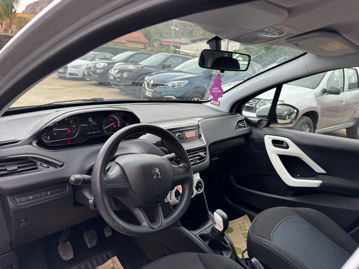Peugeot 208 82 5 porte Active (8)