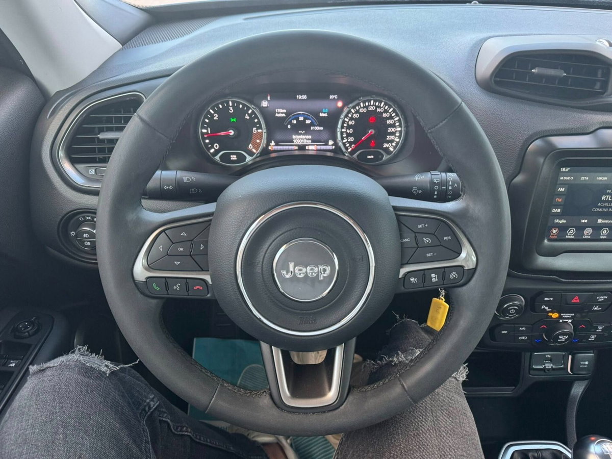 Jeep Renegade 1.6 Mjt 130 CV Limited (9)