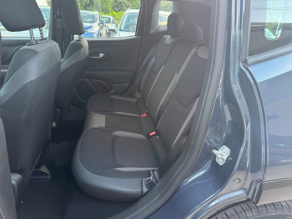 Jeep Renegade 1.6 Mjt 130 CV Limited (13)