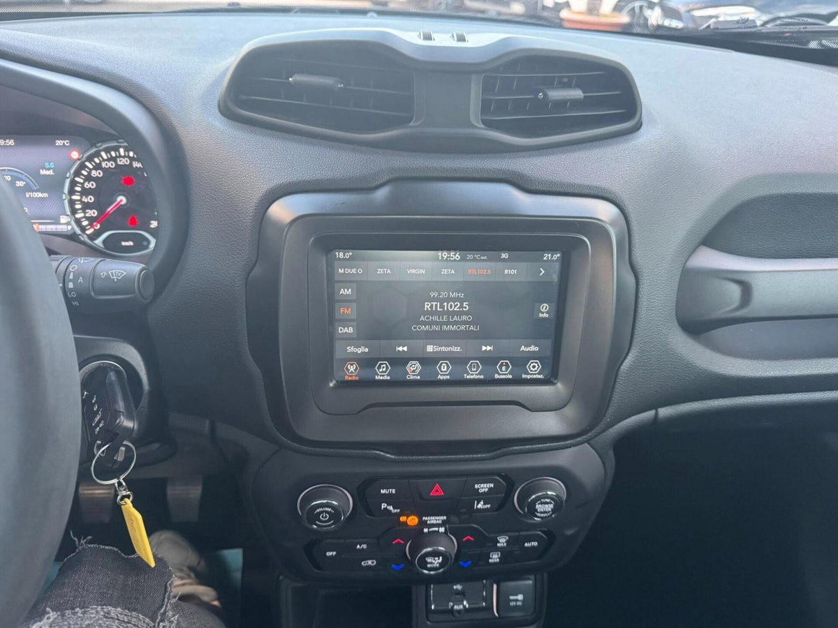 Jeep Renegade 1.6 Mjt 130 CV Limited (16)