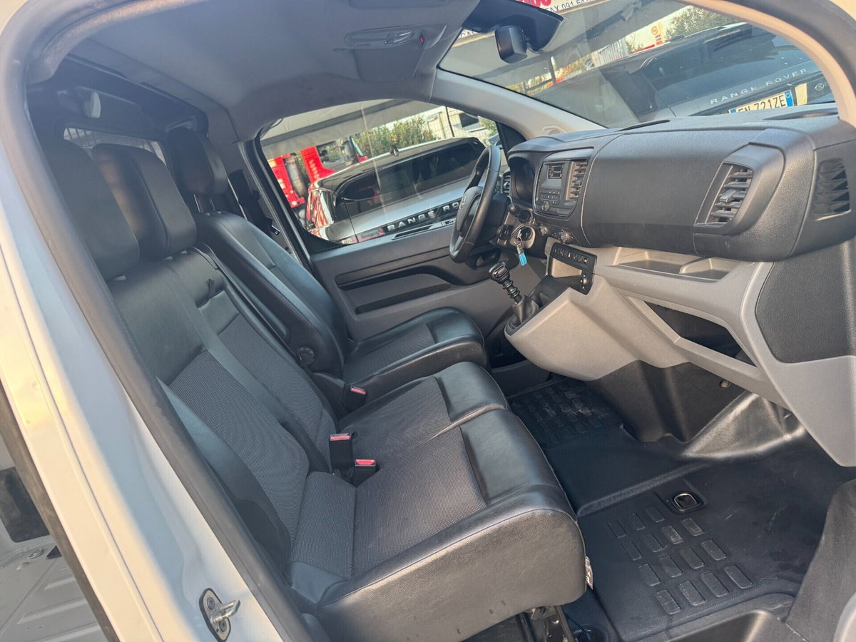Toyota Proace Verso Verso 2.0D 150 CV L1 D Lounge (12)
