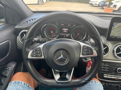 Mercedes-Benz GLA SUV 200 d Premium (16)