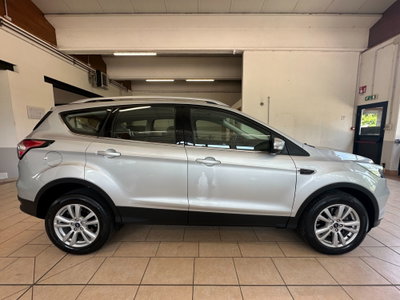 Ford Kuga 2.0 TDCI 120 CV S&S 2WD Powershift Business (17)