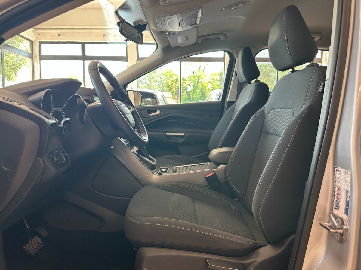 Ford Kuga 2.0 TDCI 120 CV S&S 2WD Powershift Business (8)