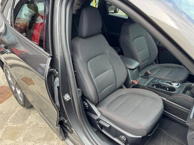 Ford Kuga 1.5 EcoBlue 120 CV aut. 2WD ST-Line X Design (18)