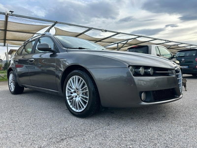 Alfa Romeo 159 SportWagon 2.0 JTDm 136 CV Sportwagon Distinctive usata