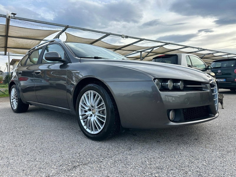 Alfa Romeo 159 SportWagon 2.0 JTDm 136 CV Sportwagon Distinctive