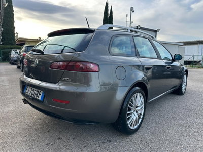Alfa Romeo 159 SportWagon 2.0 JTDm 136 CV Sportwagon Distinctive (3)