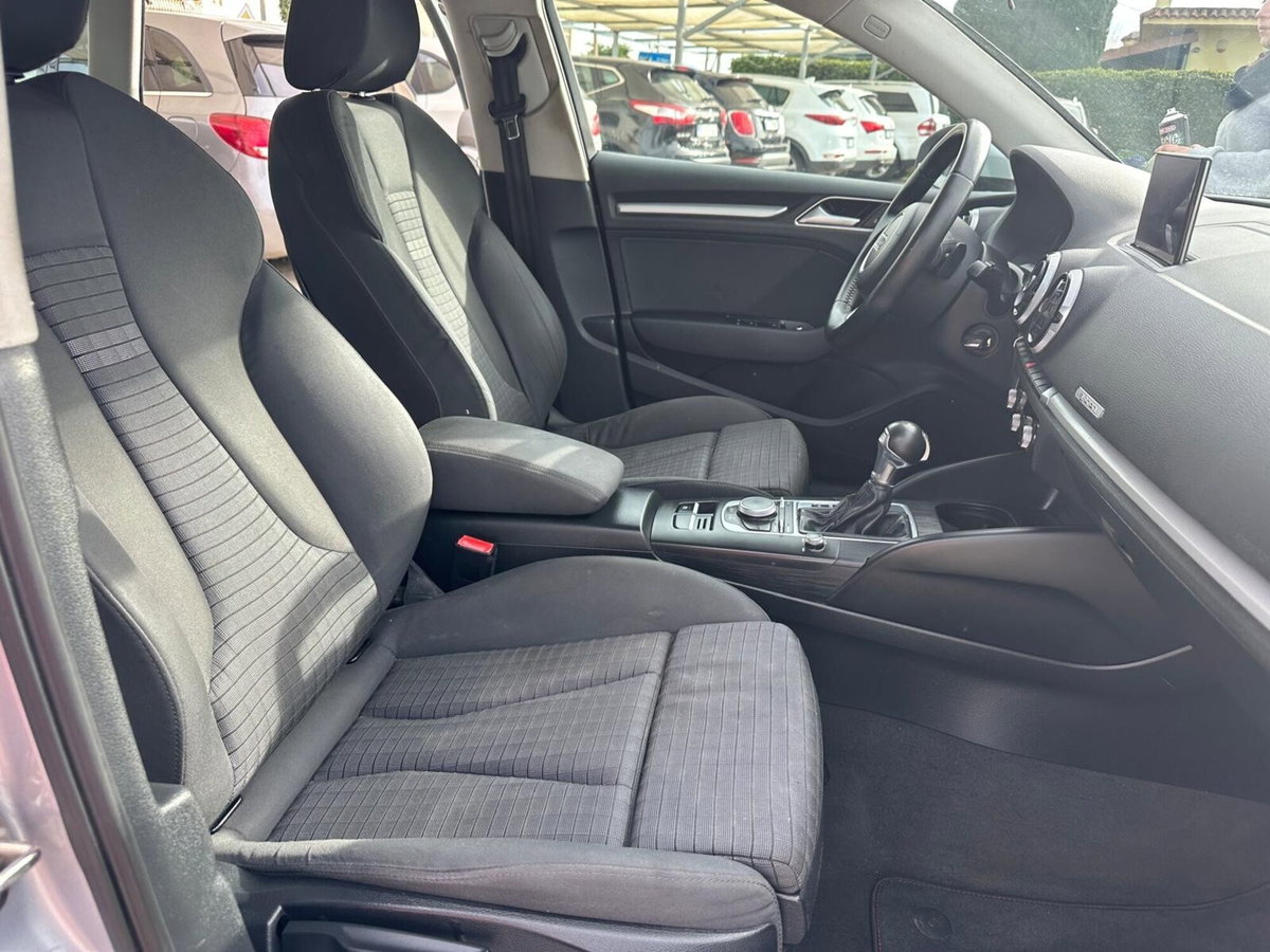 Audi A3 Sportback 1.4 TFSI S tronic g-tron Ambition (12)