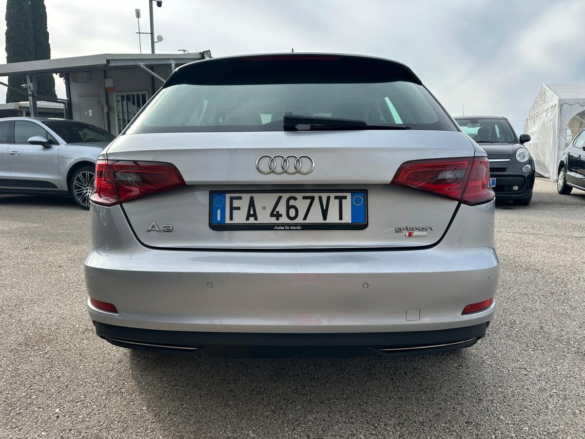 Audi A3 Sportback 1.4 TFSI S tronic g-tron Ambition (4)