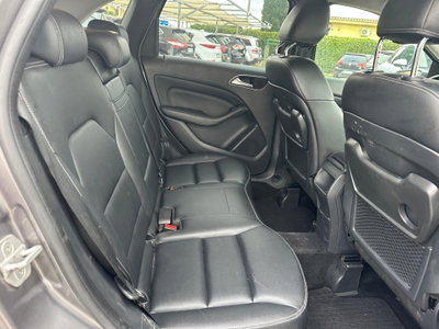 Mercedes-Benz Classe B 180 d Premium (10)