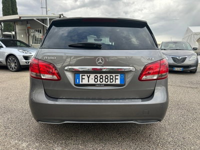 Mercedes-Benz Classe B 180 d Premium (5)