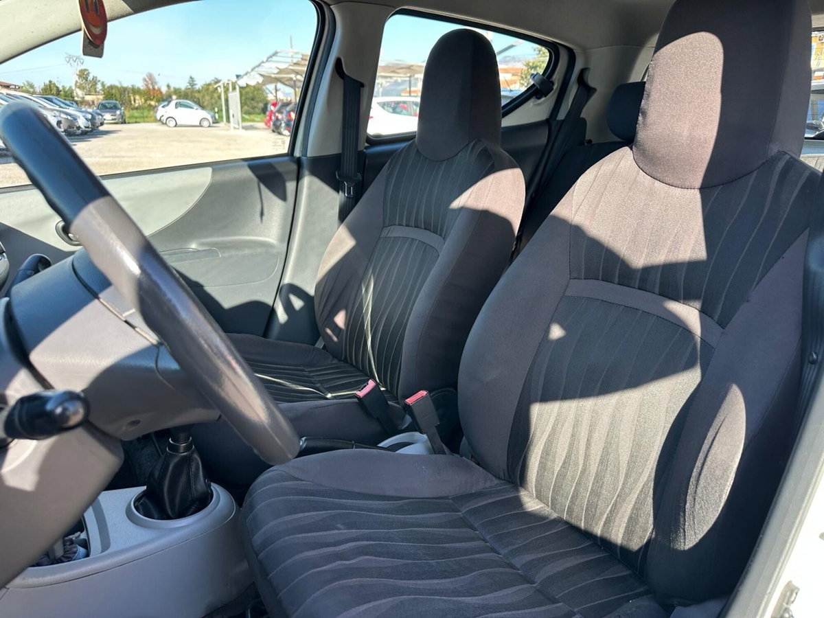 Nissan Pixo 1.0 5 porte GPL Eco Easy (10)