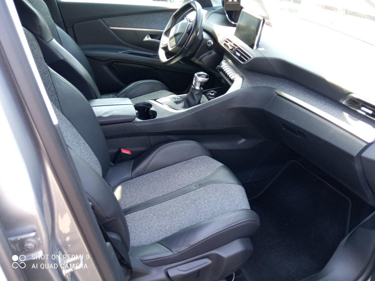 Peugeot 3008 BlueHDi 130 S&S Allure (12)
