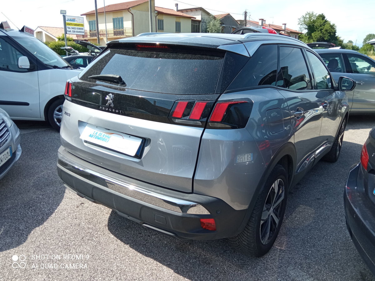Peugeot 3008 BlueHDi 130 S&S Allure (10)