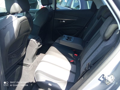 Peugeot 3008 BlueHDi 130 S&S Allure (6)