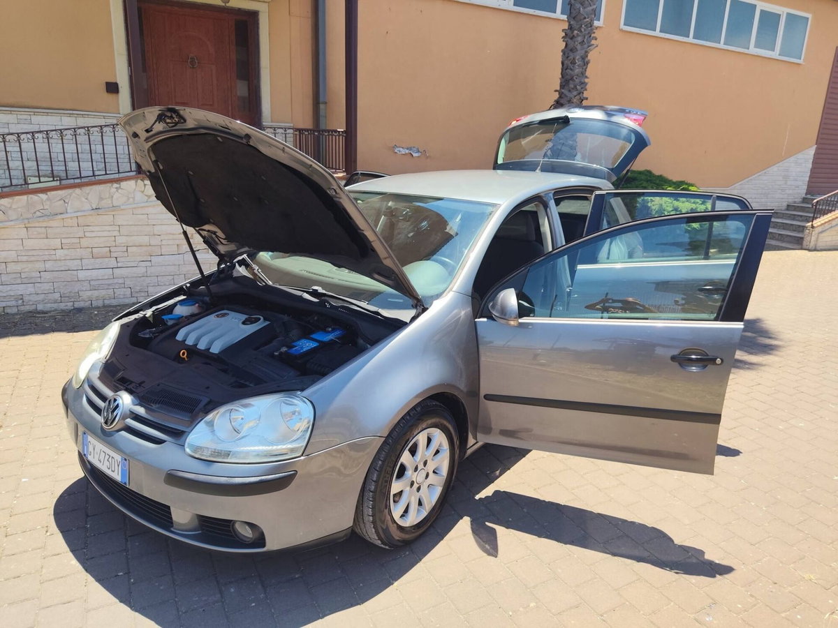 Volkswagen Golf 1.9 TDI 5p. Comfortline (19)