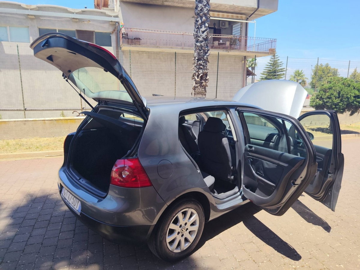 Volkswagen Golf 1.9 TDI 5p. Comfortline (20)