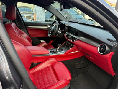 Alfa Romeo Stelvio Stelvio 2.0 Turbo 280 CV AT8 Q4 Veloce (13)