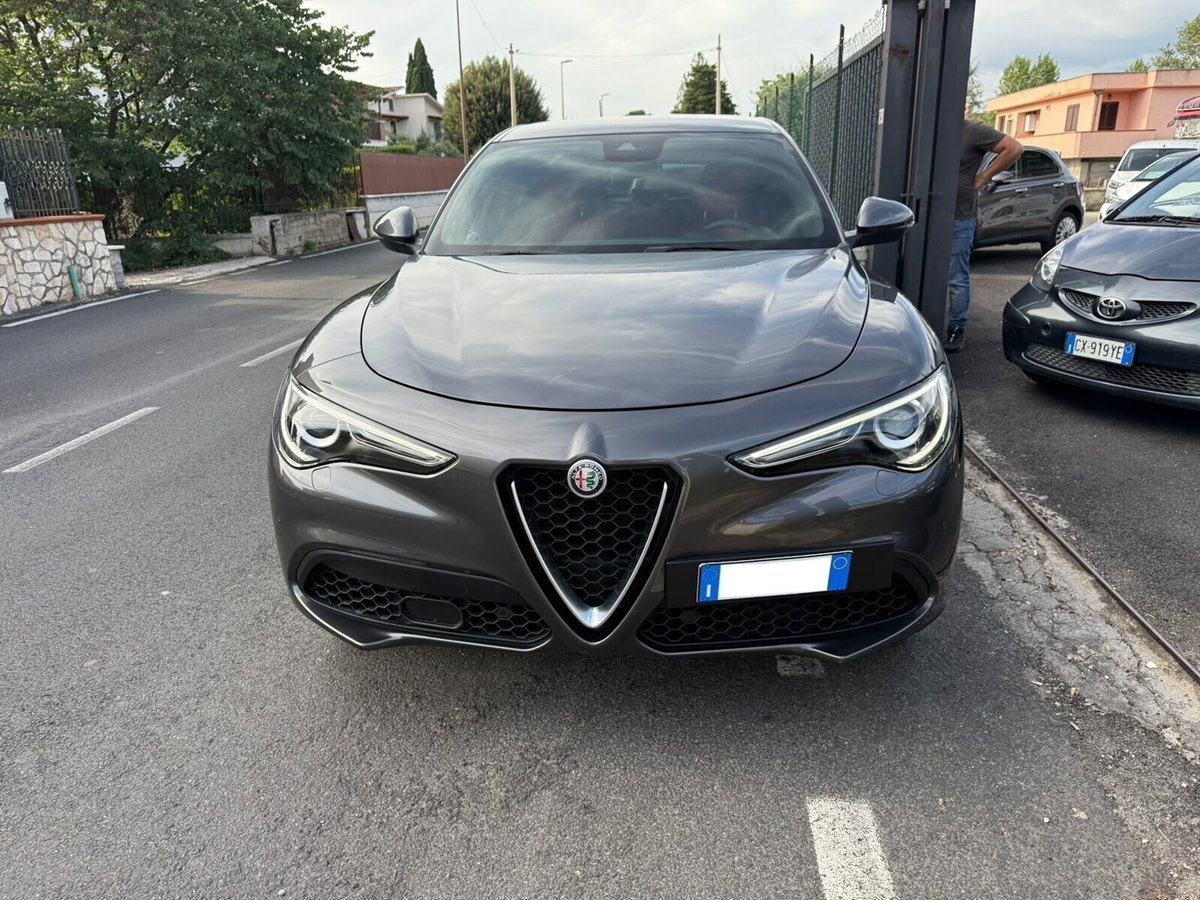 Alfa Romeo Stelvio Stelvio 2.0 Turbo 280 CV AT8 Q4 Veloce (19)