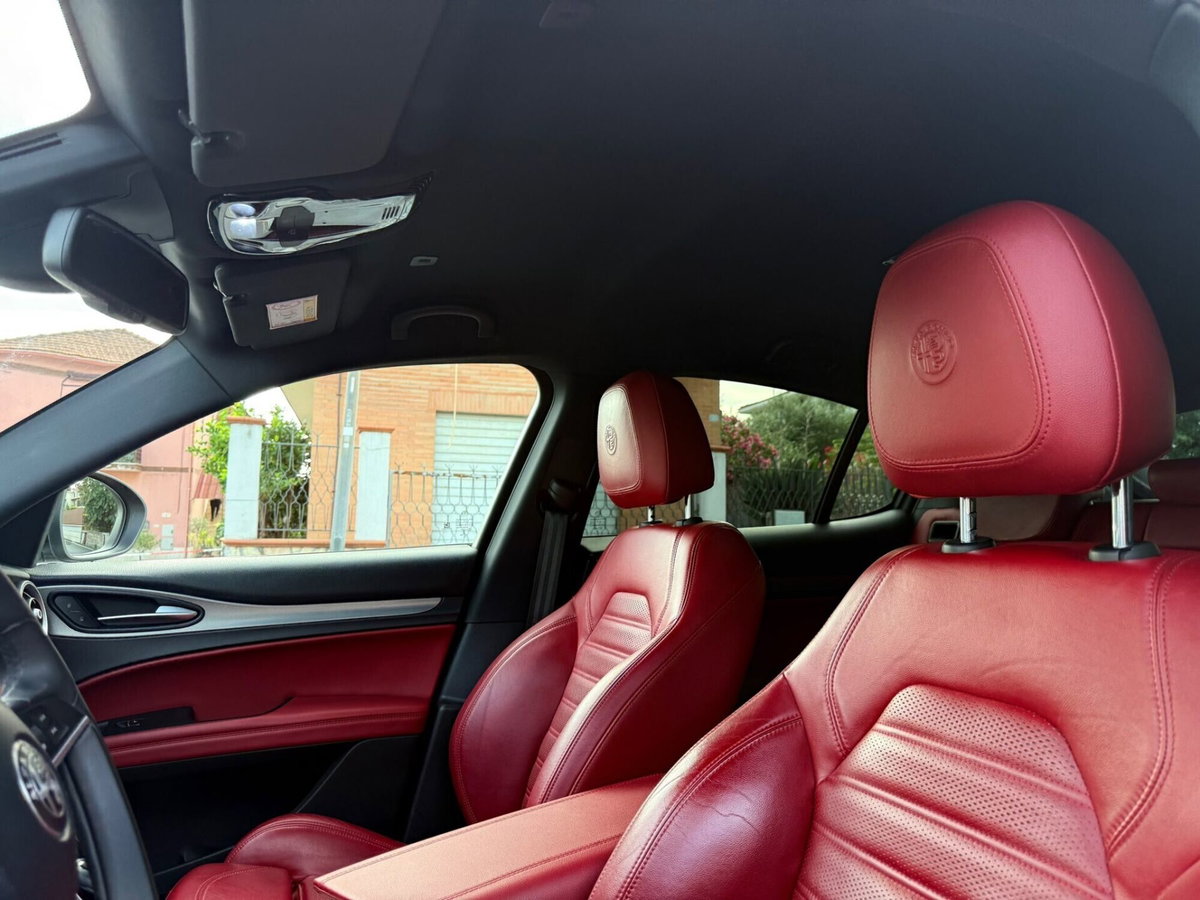 Alfa Romeo Stelvio Stelvio 2.0 Turbo 280 CV AT8 Q4 Veloce (7)