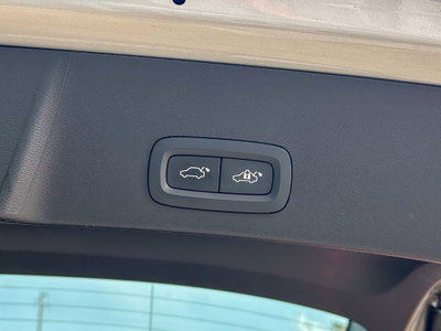 Volvo XC40 T4 Recharge Plug-in Hybrid automatico Plus Bright N1 (9)