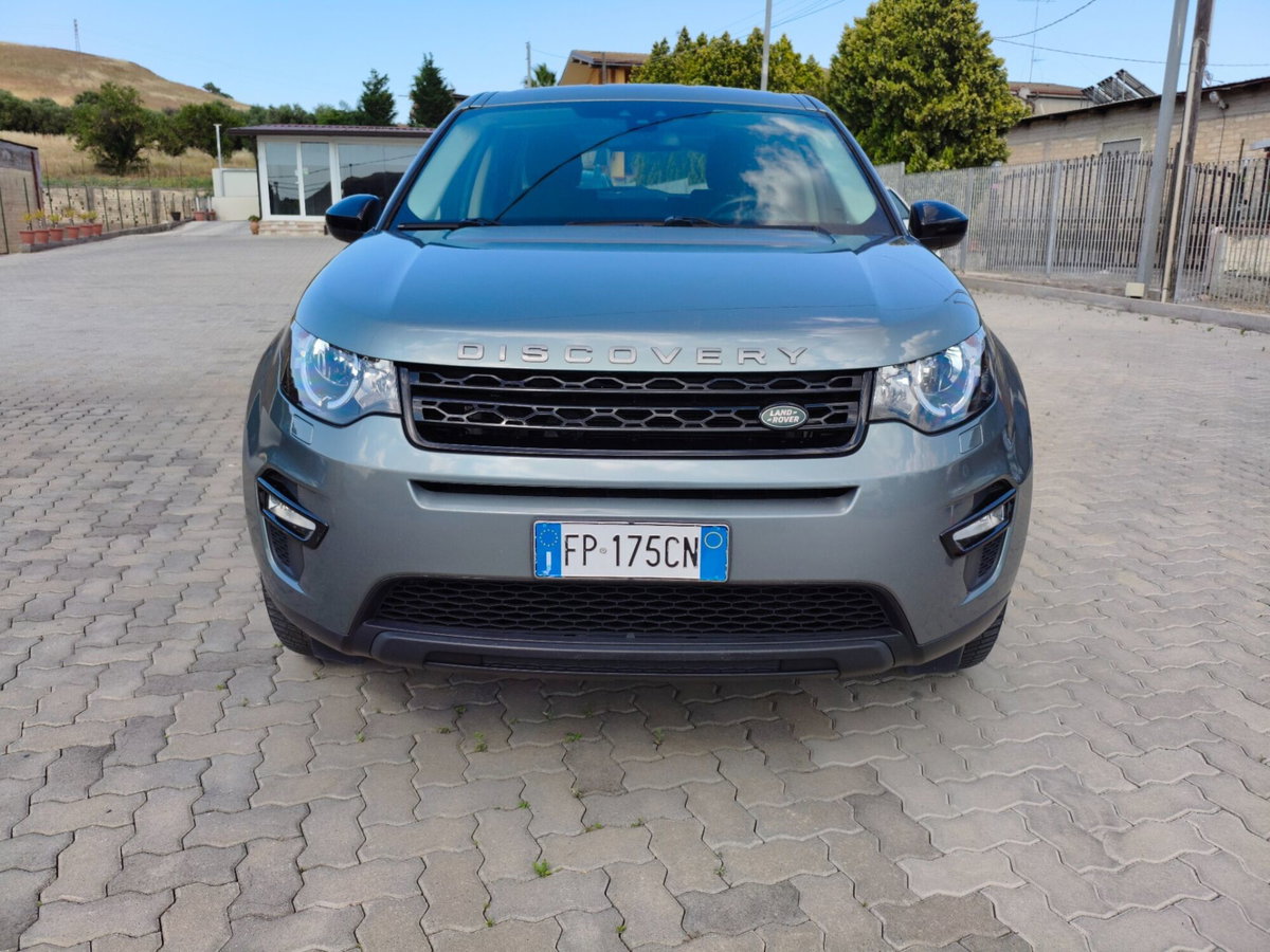 Land Rover Discovery Sport 2.0 TD4 150 CV Deep Blue Edition (2)