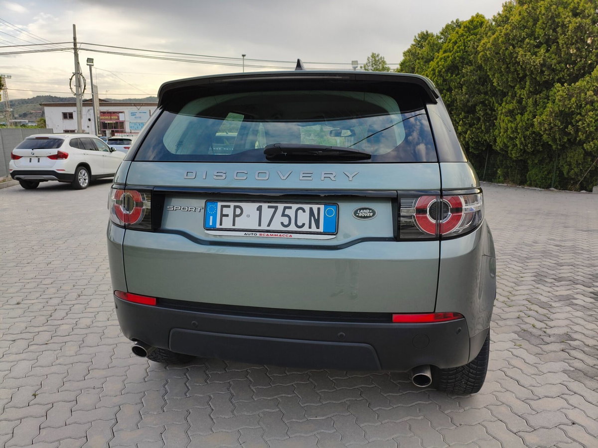 Land Rover Discovery Sport 2.0 TD4 150 CV Deep Blue Edition (4)