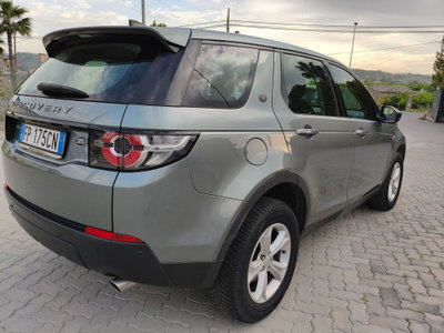 Land Rover Discovery Sport 2.0 TD4 150 CV Dark Edition (6)