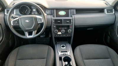 Land Rover Discovery Sport 2.0 TD4 150 CV Dark Edition (7)
