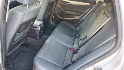 BMW X1 sDrive18d X Line (14)