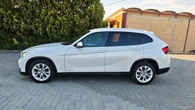 BMW X1 sDrive18d X Line (4)