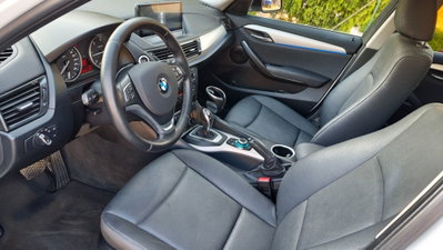 BMW X1 sDrive18d X Line (9)
