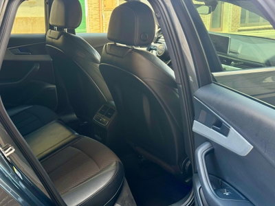 Audi A4 Avant 2.0 TDI 190 CV ultra S tronic Design (9)