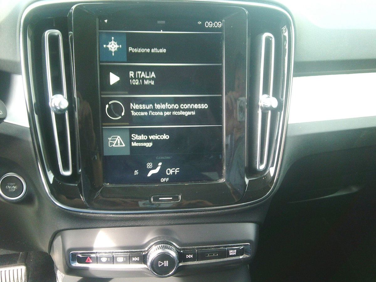 Volvo XC40 D3 Momentum (10)