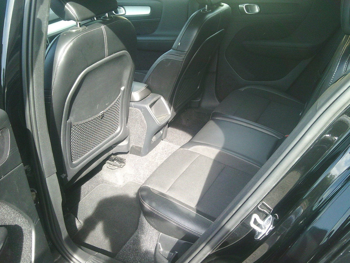Volvo XC40 D3 Momentum (8)