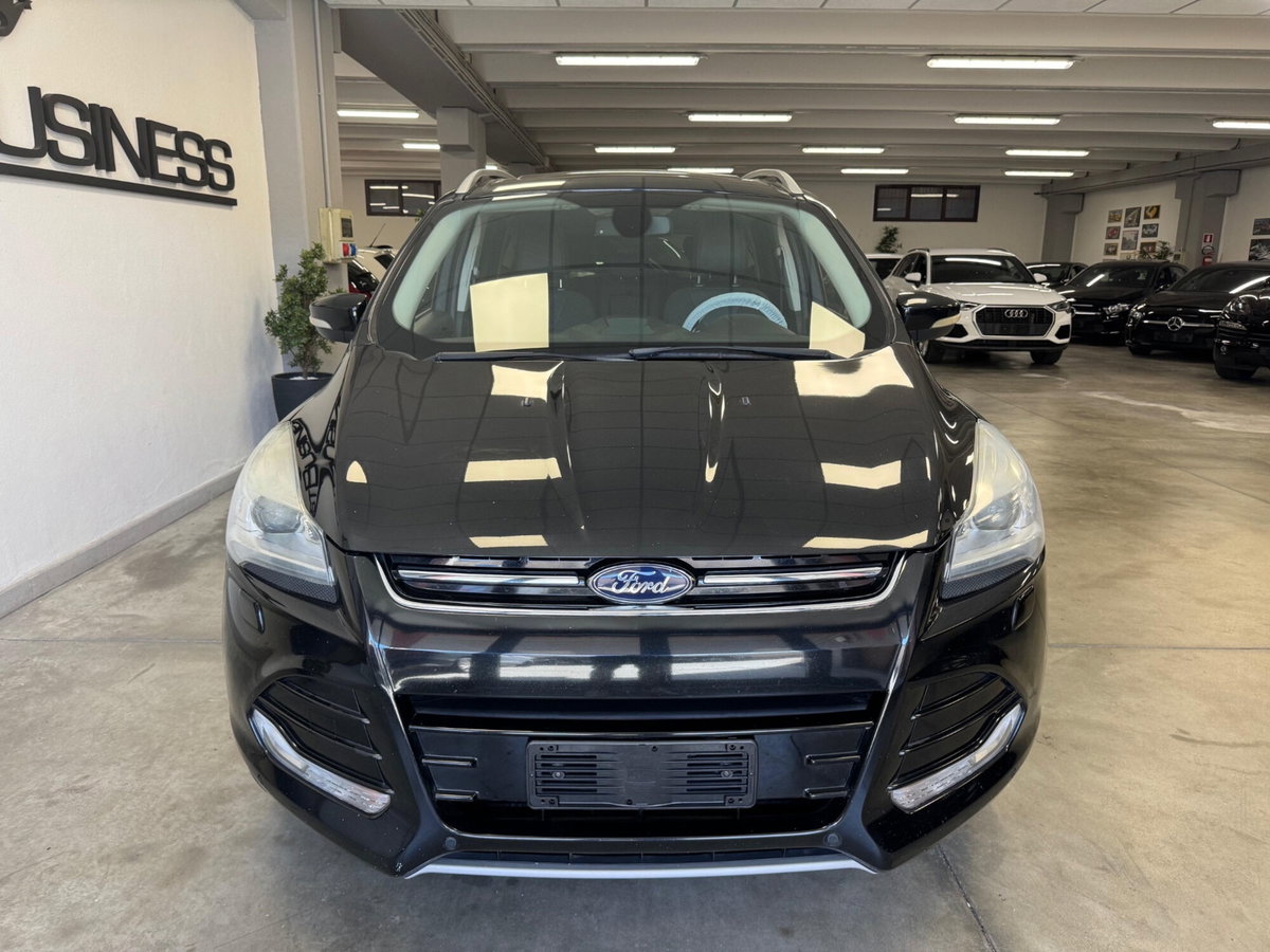 Ford Kuga 2.0 TDCI 163 CV 4WD Powershift Titanium (2)