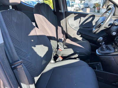 Lancia Ypsilon 1.0 FireFly 5 porte S&S Hybrid Gold Plus (12)