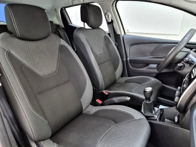 Renault Clio dCi 8V 75 CV Start&Stop 5 porte Energy Intens (8)