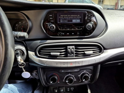 Fiat Tipo Tipo 1.4 T-Jet 120CV GPL 5 porte Easy (19)