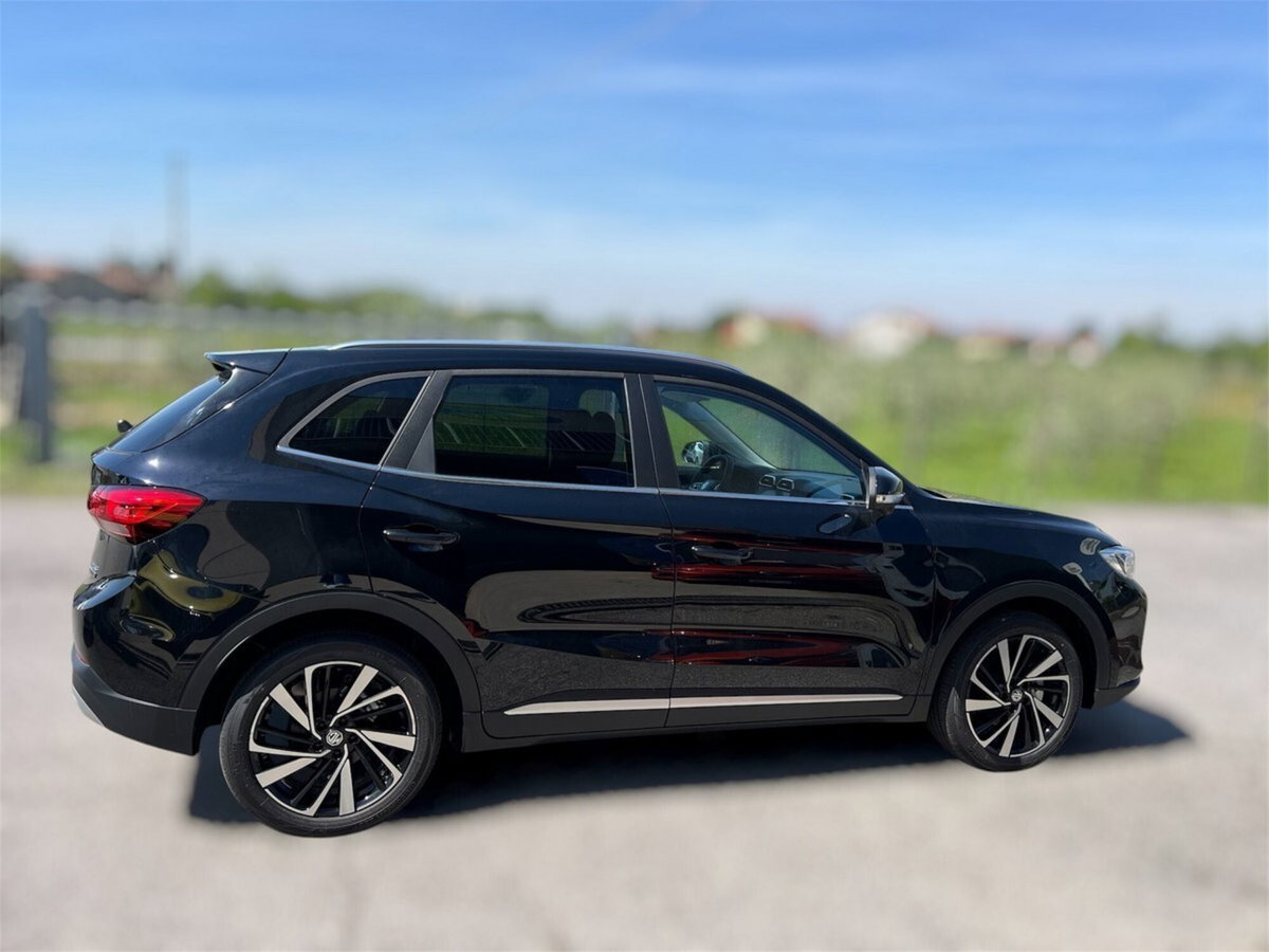 Mg ZS ZS 1.5 Luxury (3)