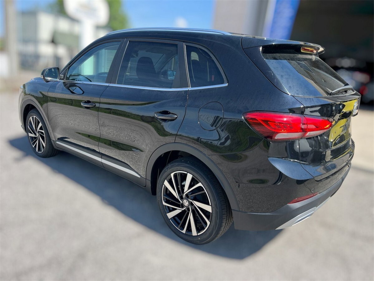 Mg ZS ZS 1.5 Luxury (7)
