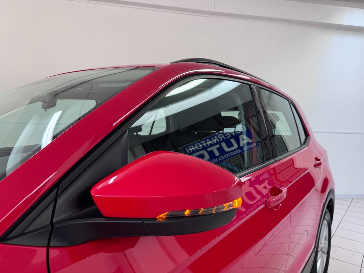 Volkswagen T-Cross 1.0 TSI Style BMT (4)