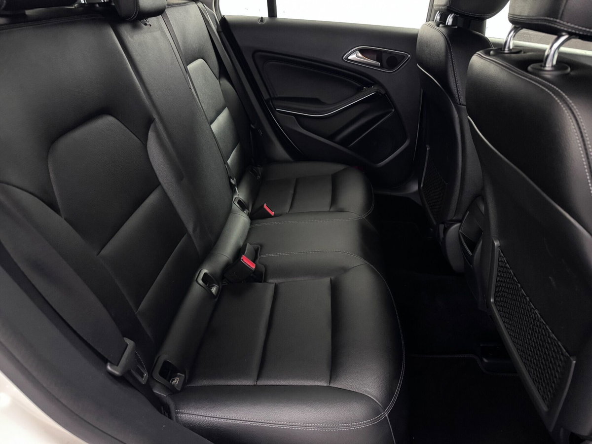Mercedes-Benz CLA 200 d 4Matic Automatic Sport (11)