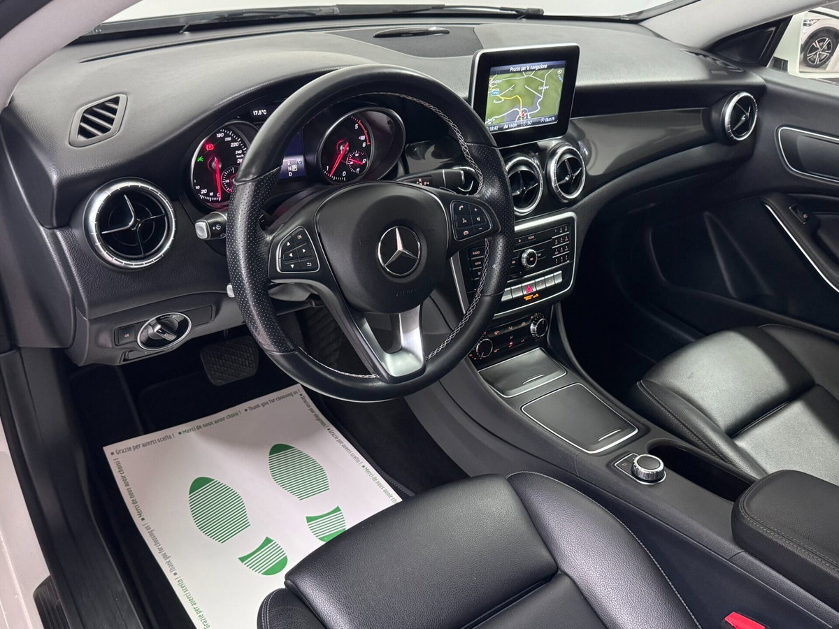 Mercedes-Benz CLA 200 d 4Matic Automatic Sport (19)