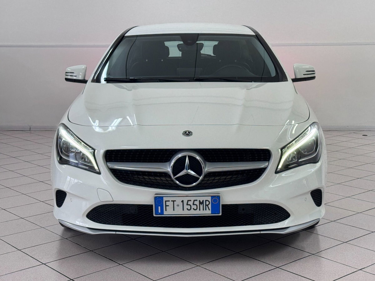Mercedes-Benz CLA 200 d 4Matic Automatic Sport (2)